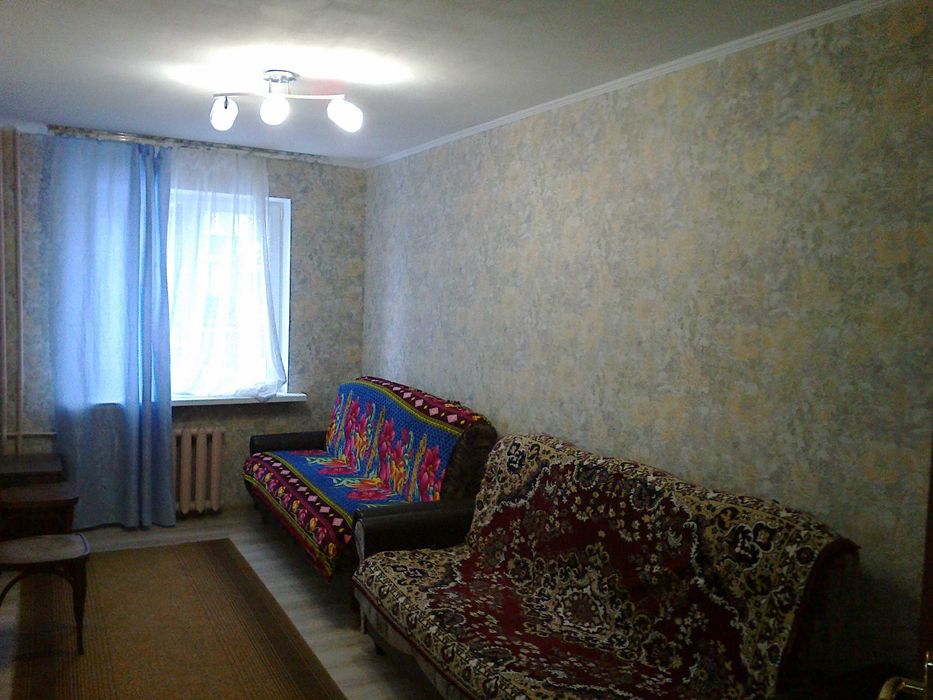 ПРОДАЮ 3-кім.Кв 58м2 (ЦЕНТР)на 2эт. Проспект ПЕРЕМОГИ. Нов.М/п,Ламінат