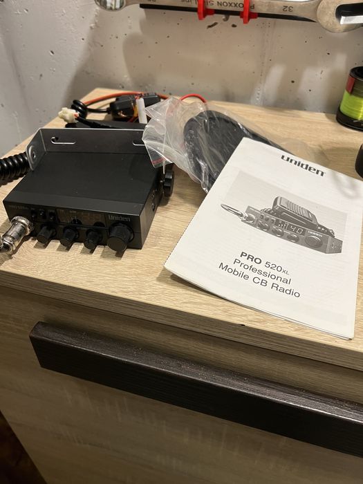 Radio Uniden 520 xl plus antena President i Sirio