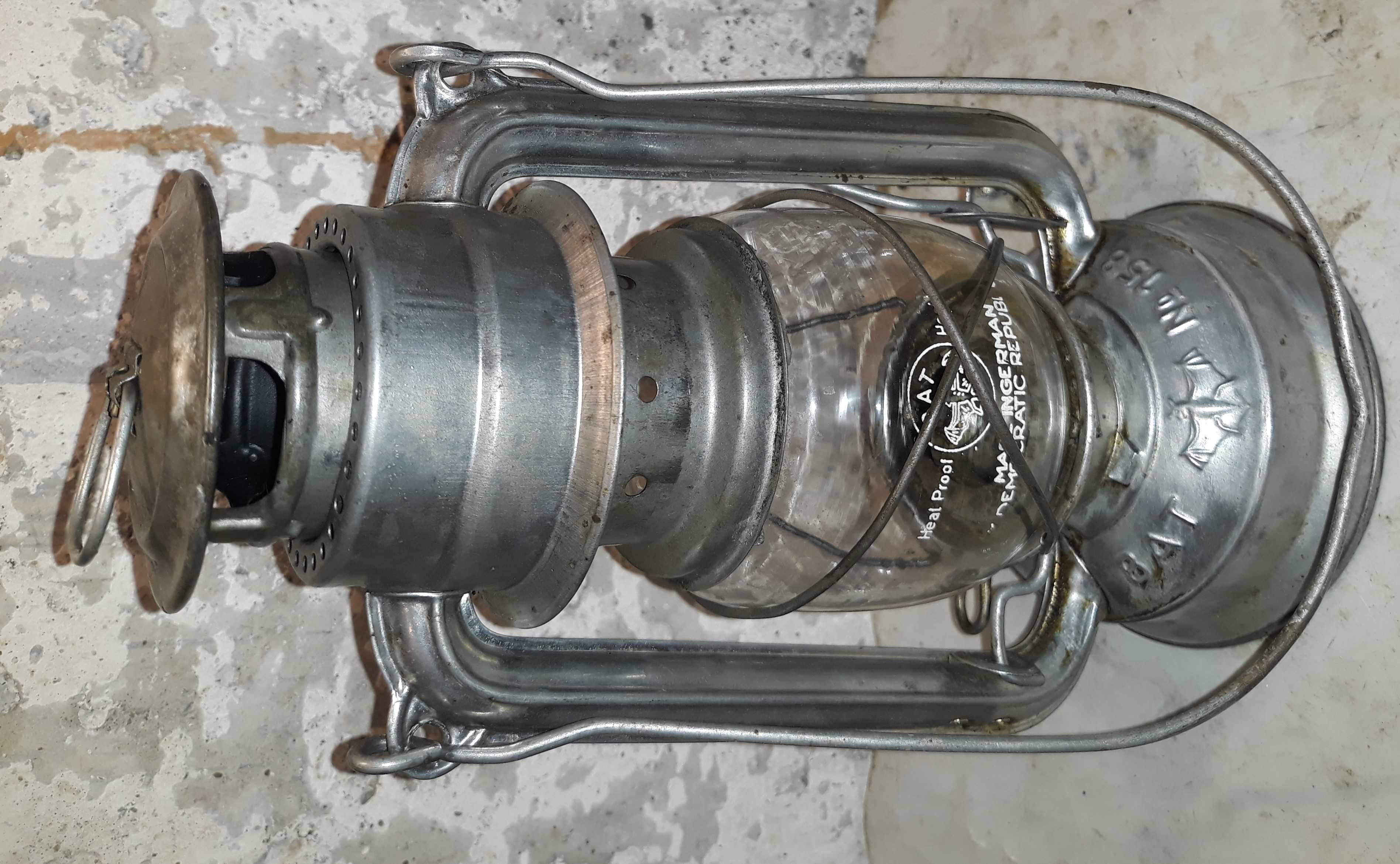 BAT Nr. 128 - lampa naftowa