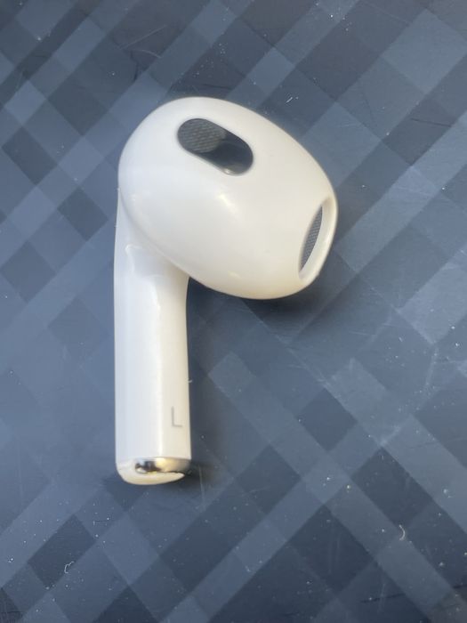 Продаю AirPods 3 лівий оригінал без кейсу