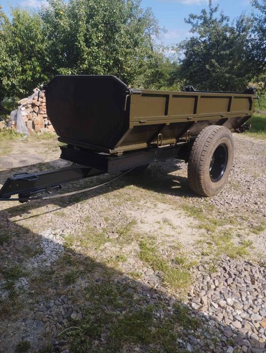 Прицеп  самоскид 
габарити прицепа
4,40х185см

Кузов 
146х 33