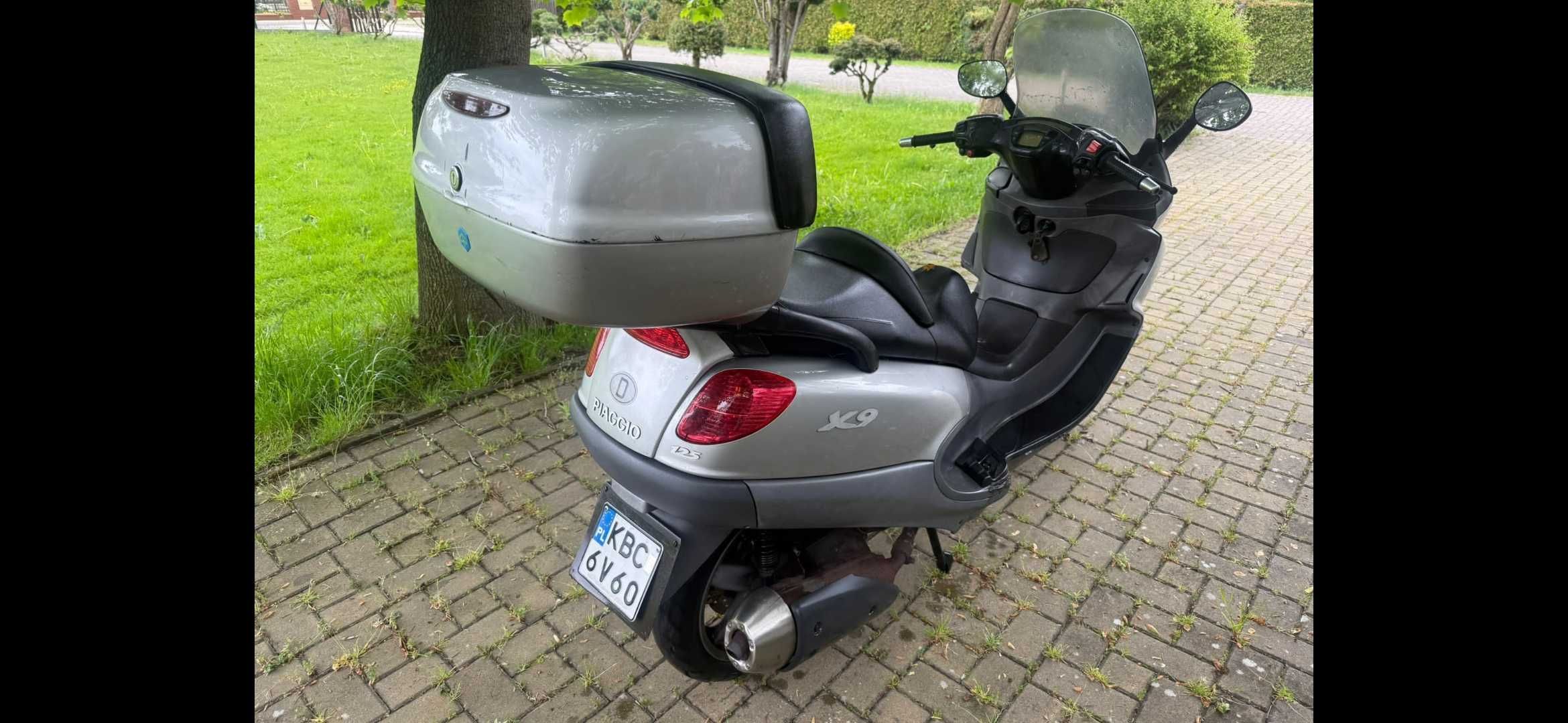 Skuter Piaggio x9 125cm.