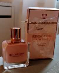 Woda perfumowana Givenchy Irresistible Rose Velvet