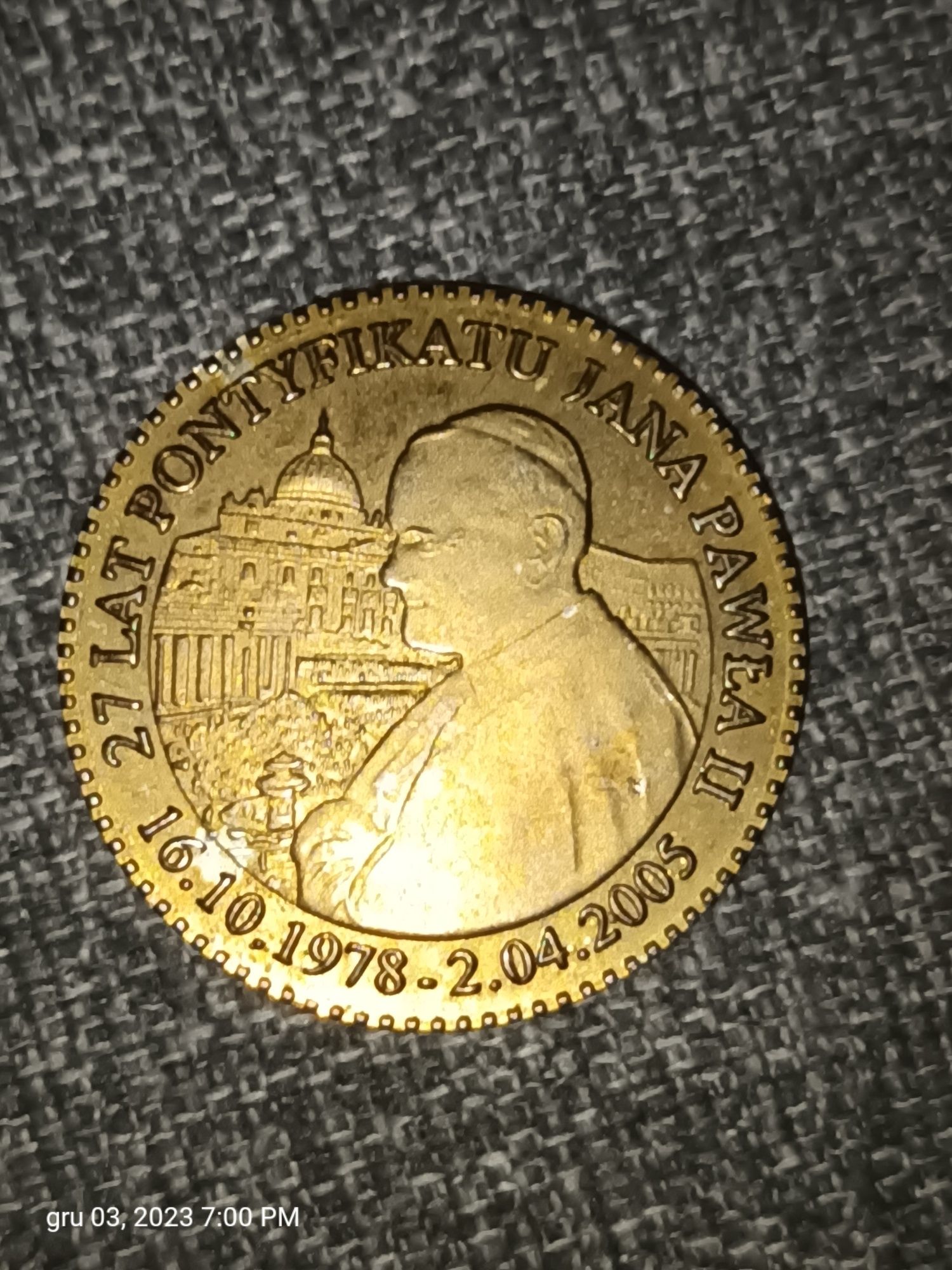 Medal z papieżem Janem Pawłem II