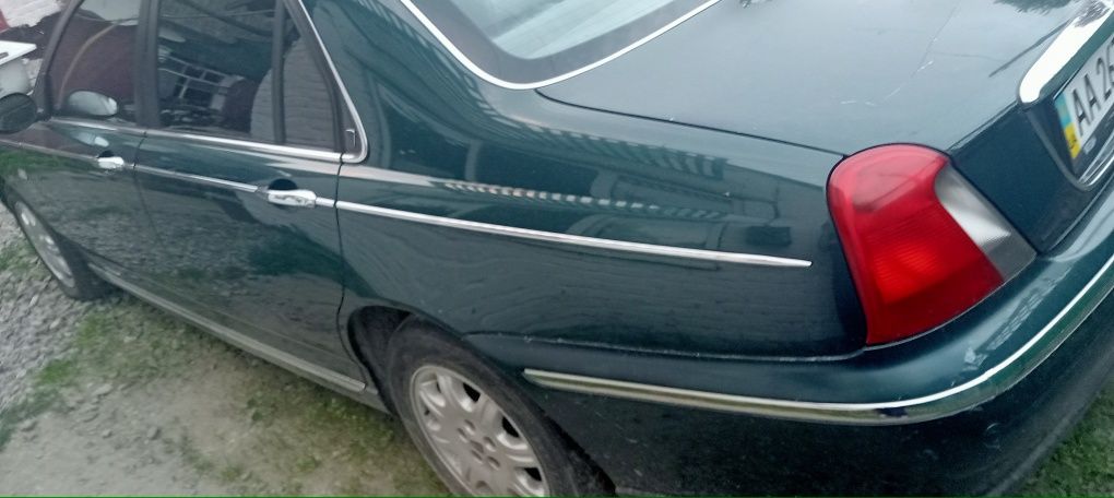 Продаю машину Rover 75