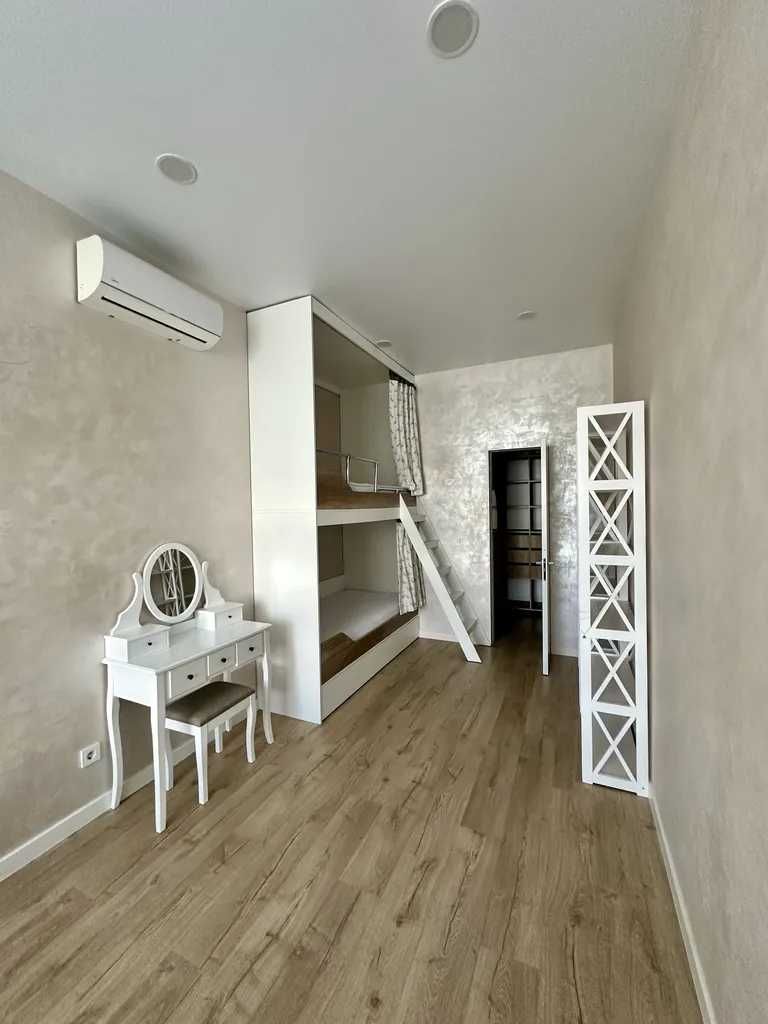Продам 3к ЖК Comfort City пр Александра Поля