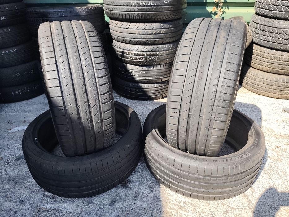 Pneus 225/40r20 Michelin Pilot Sport EV com 75% piso