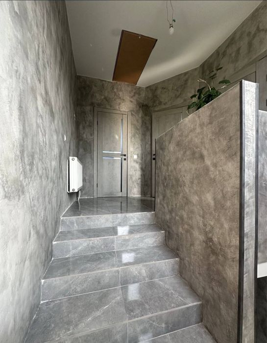 Нові Петрівці, Таун Хаус