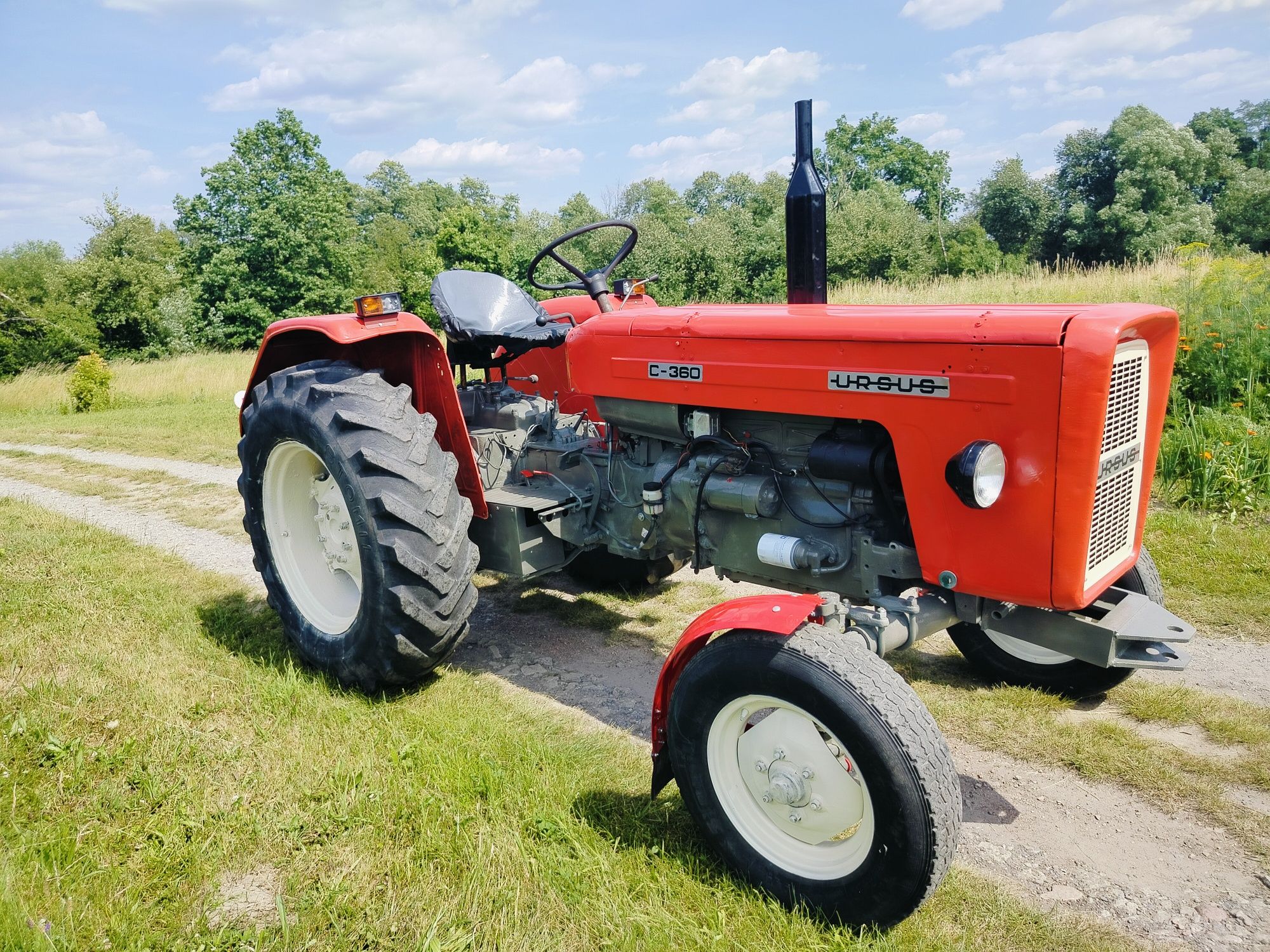 Ciągnik Ursus C-360 po remoncie stan bdb z turem