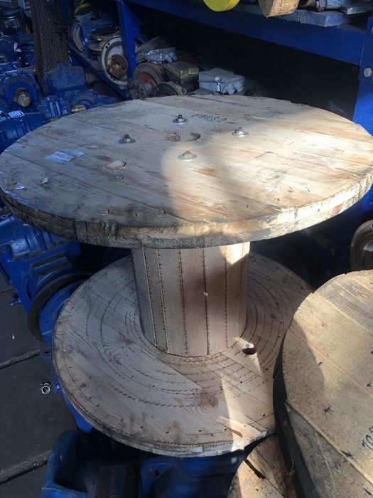 Котушка барабан до кабеля чи троса