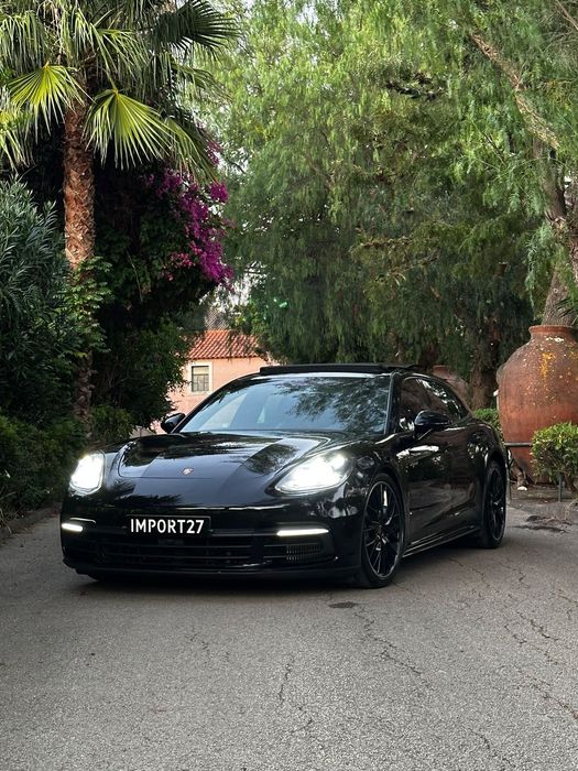 Porsche Panamera Sport Turismo 4 E-Hybrid