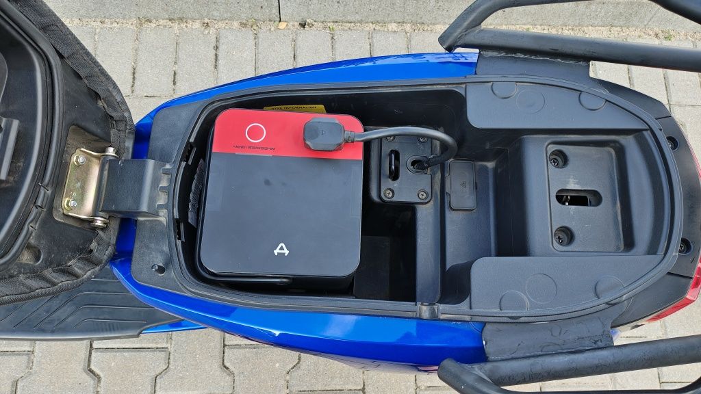 NIU MQI+ skuter elektryczny  stan bdb 100km=4pln