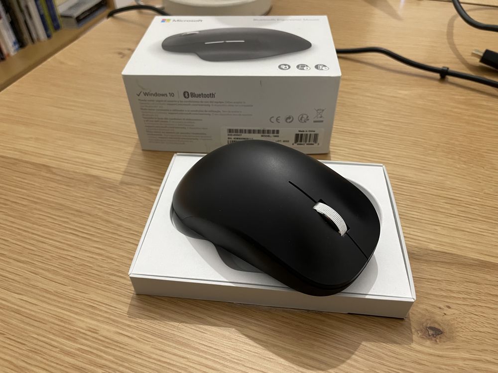 Microsoft Bluetooth Ergonomic Mouse