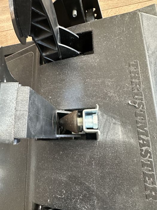 Thrustmaster T300 Ferrari Alcantara Edition - stan idealny