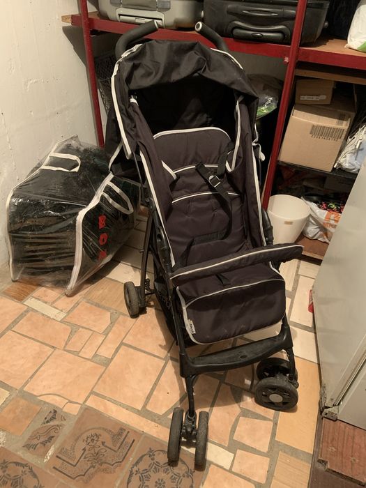 Прогулянкова коляска