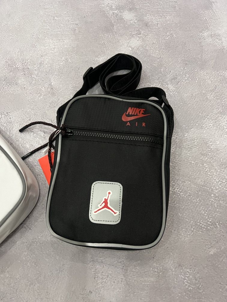 Сумка сумочка месенджер nike air jordan барсетка найк джордан бананка