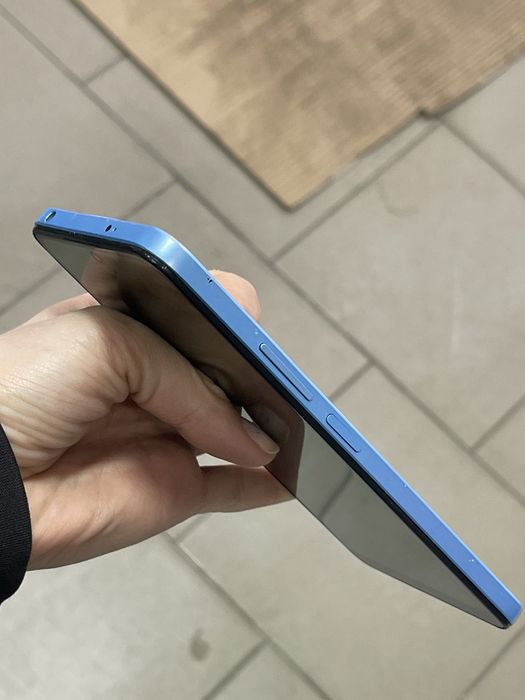 Мобільний телефон Xiaomi Redmi Note 12 4/128GB NFC швидка зарядка