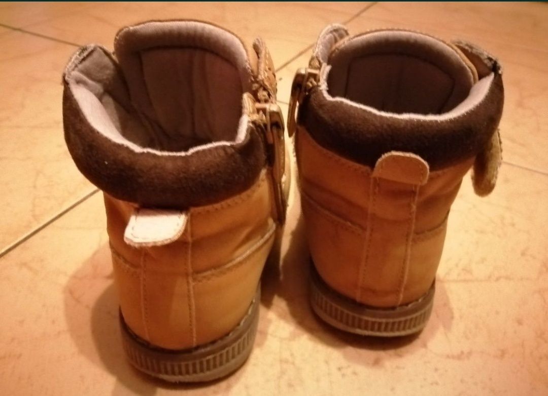 Buty chłopięce Action Boy CCC rozmiar 26
