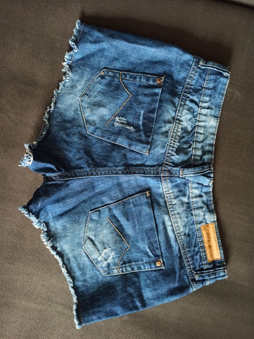 Krótkie spodnie jeansowe C&A, XS