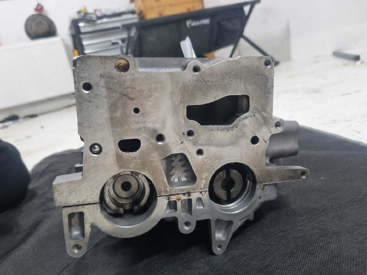 Głowica Ford 2.0 TdCi bluehdi  kuga smax galaxy DW 10f