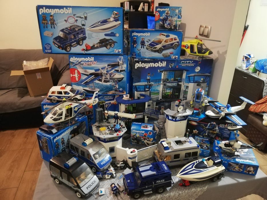 Playmobil policja cały zestaw stan idealny.