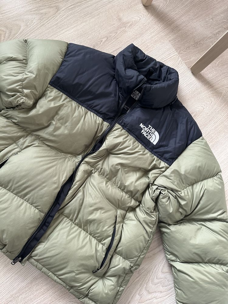 Męska kurtka The North Face nuptse 700 khaki green zielona czarna