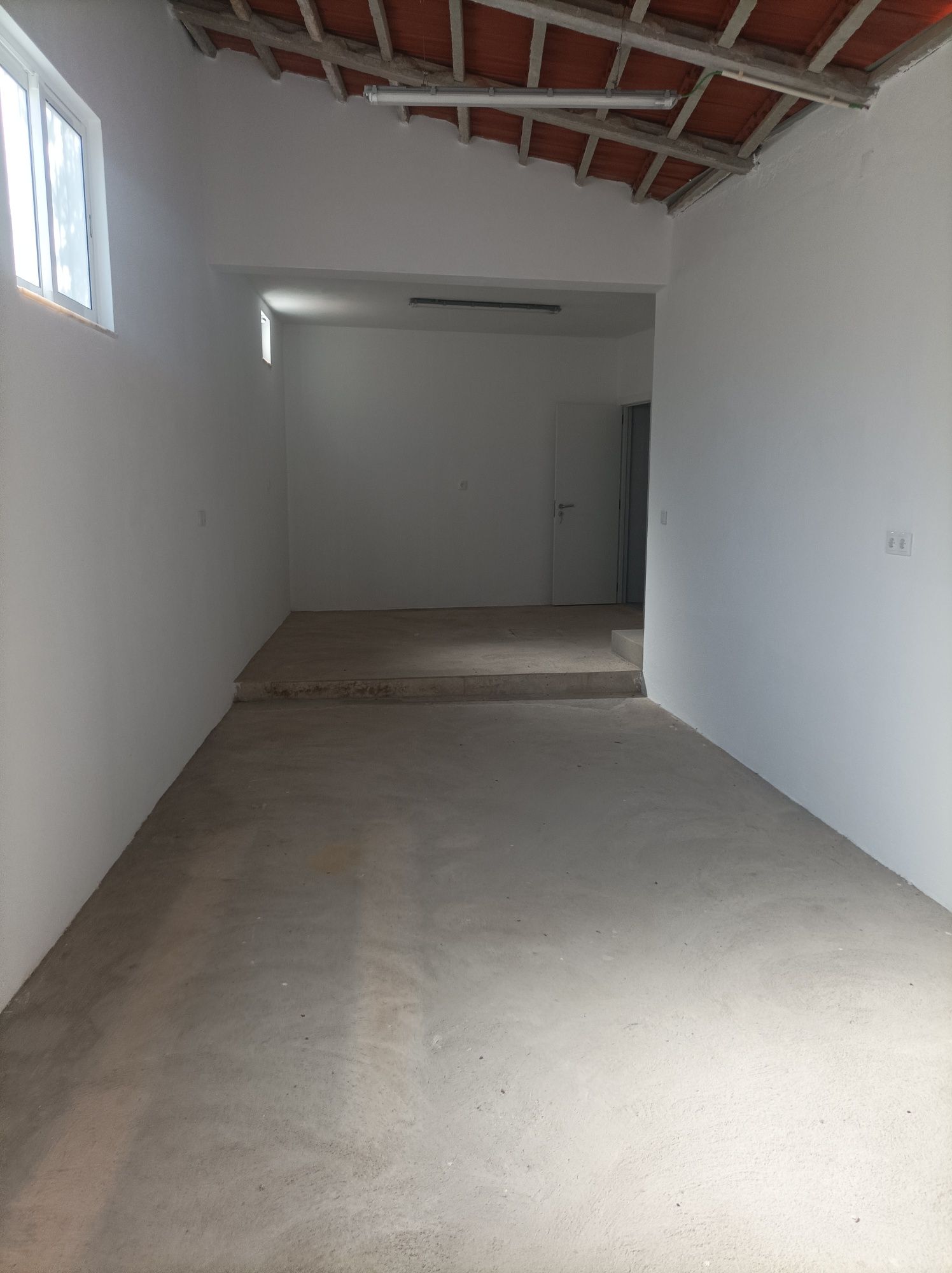 Armazém Lousa 80m2