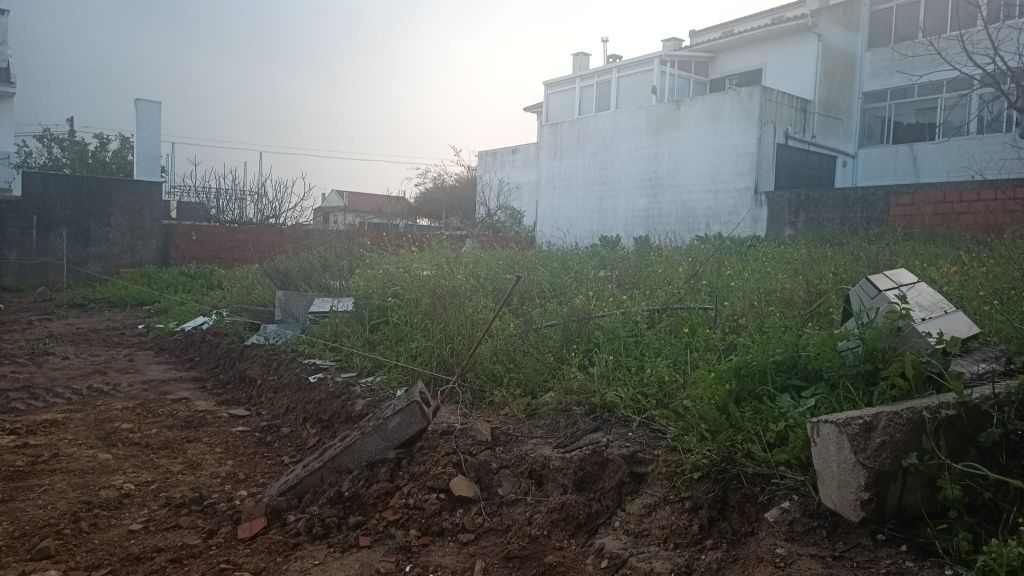 Terreno Amadora 296 m2