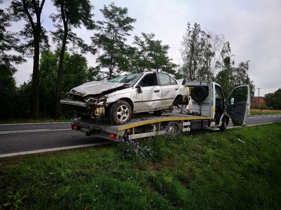 Pomoc drogowa laweta transport maszyn Sochaczew Teresin Wiskitki A2