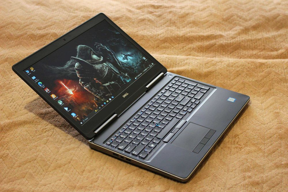 DELL7510/Core i7-6820HQ/NvidiaQuadroM1000M 2GB/16GB/SSD512/АКБ4ч/15FHD