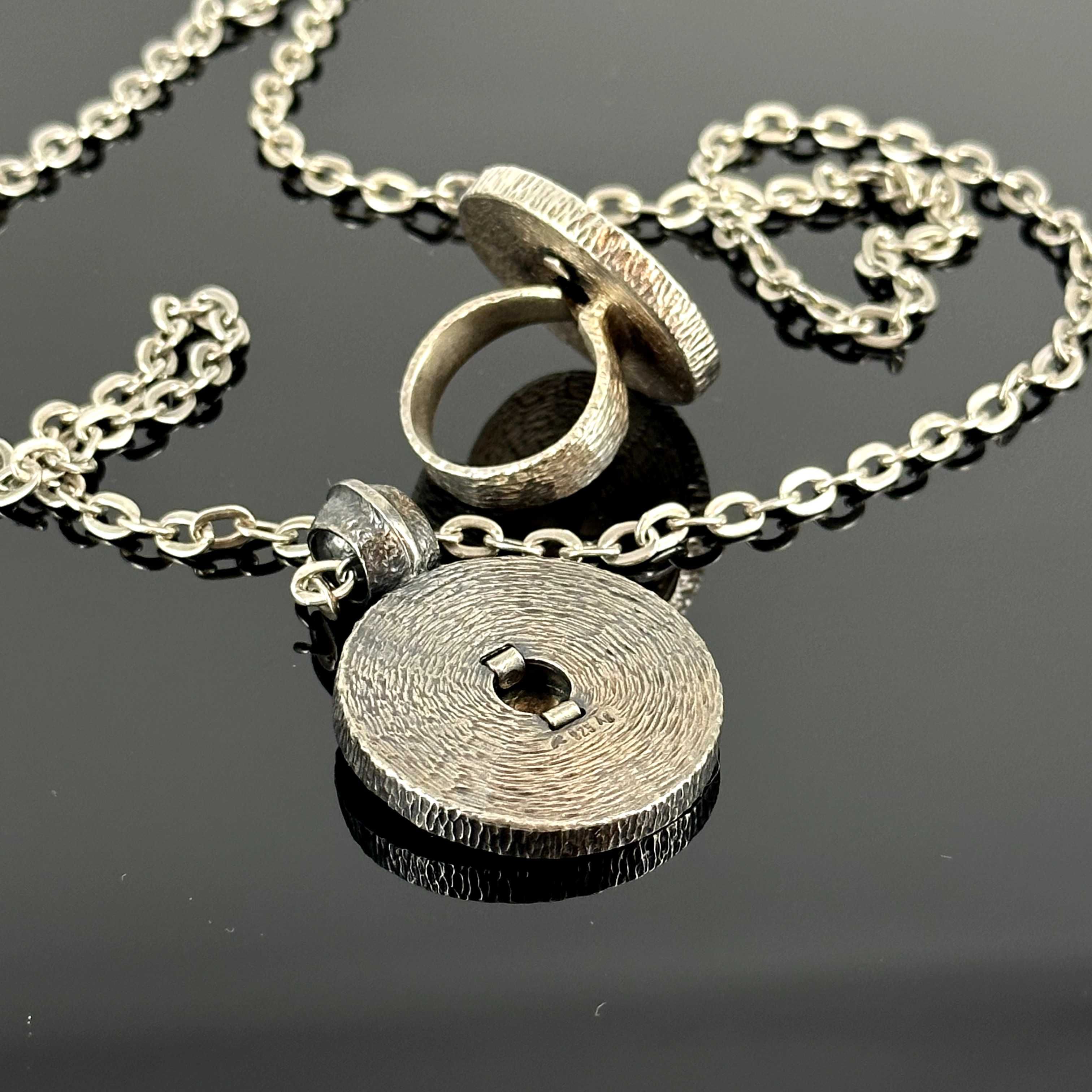 Srebro - Srebrny wyrób artystyczny naszyjnik z pierścionkiem