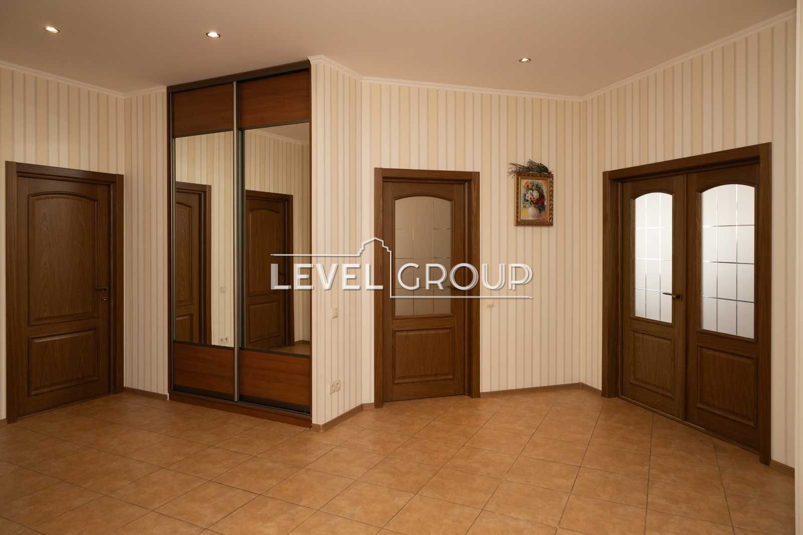 Продаж 3-кім. кв. на Печерську, вул Євгена Коновальця 36в, 125 м2