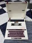 Maquina de escrever petit 990