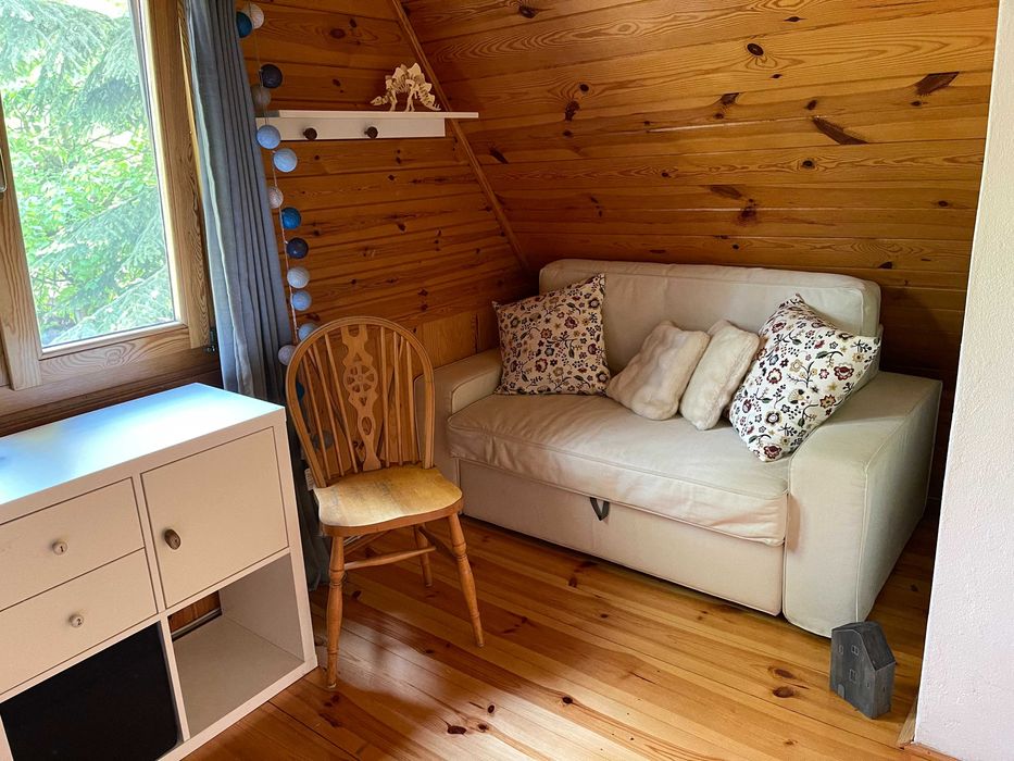 Domek Leniwiec: Jacuzzi, Kominek, Las, Rzeka. Komfort, Relaks, Spokój