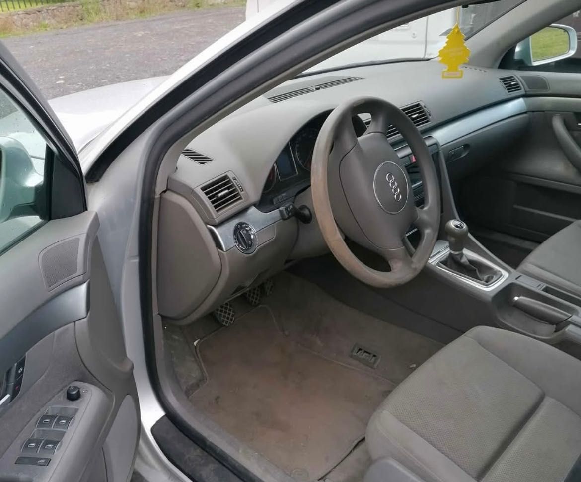 Audi a4 b6 w całości na części