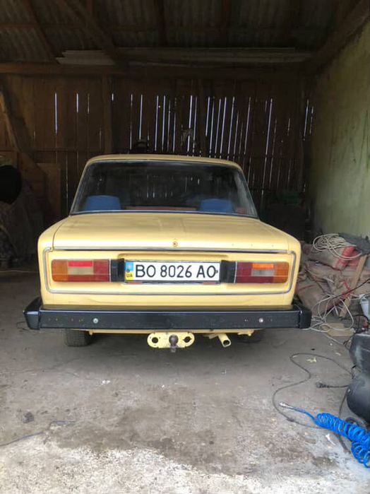 В продажі ваз 2106