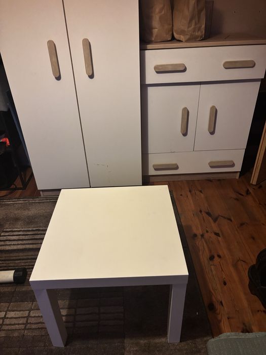 Zestaw mebli do pokoju młodzieżowego