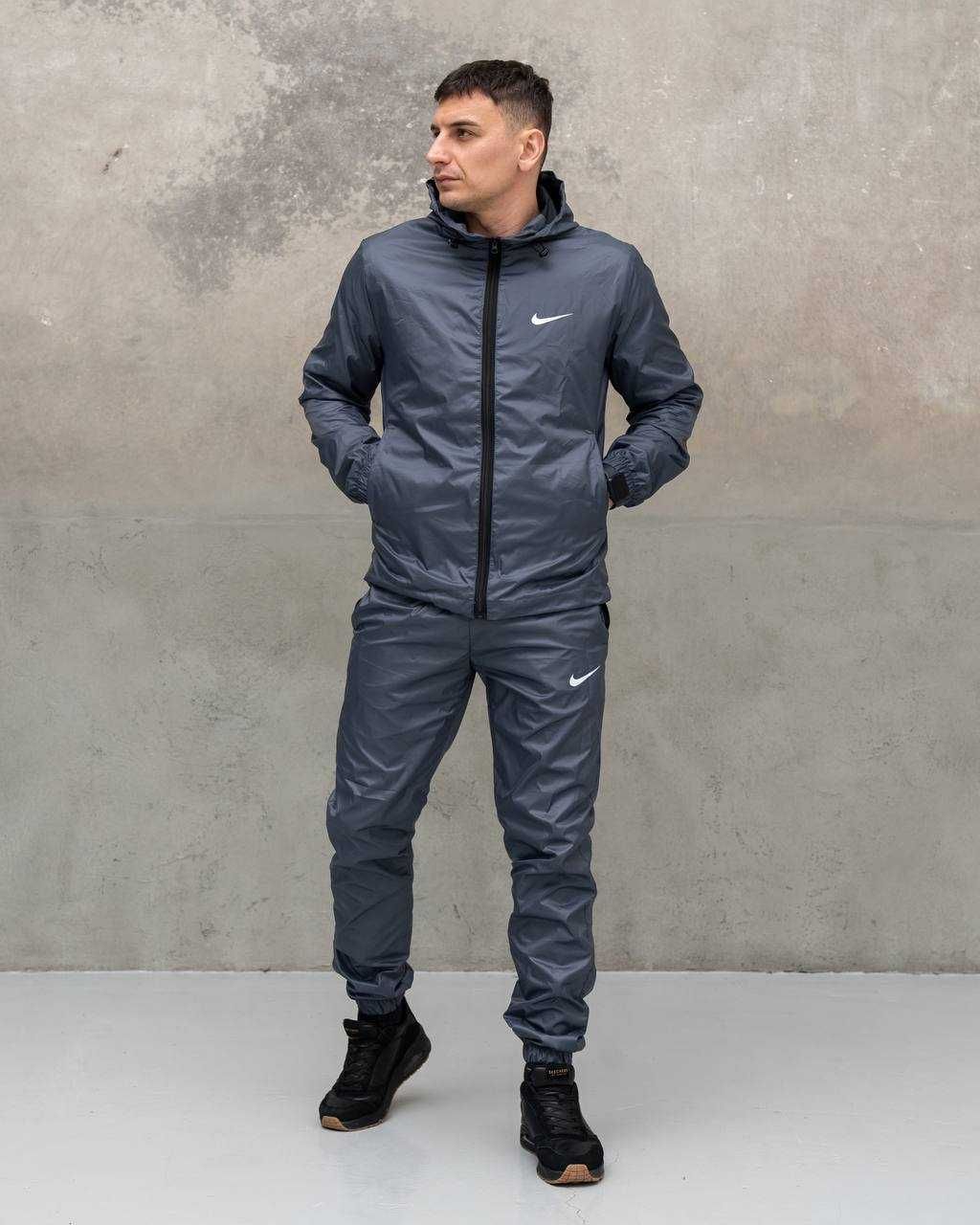 Спортивний костюм чоловічий з плащової тканини весняний осінній Nike