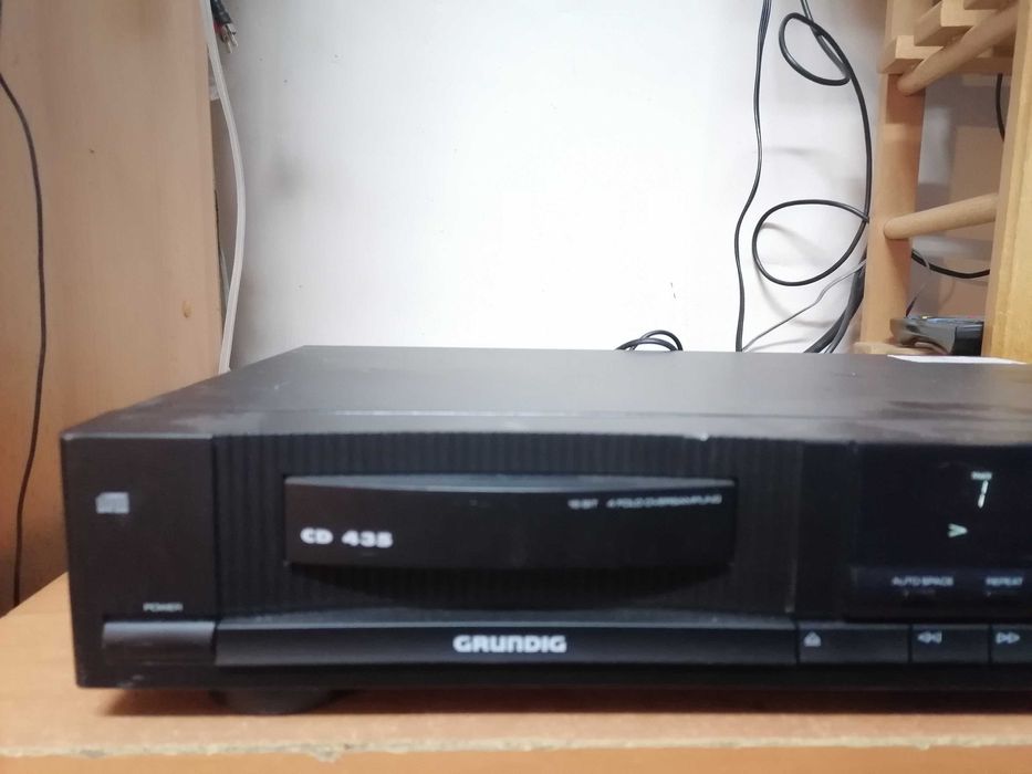 Odtwarzacz CD Grundig CD 435
