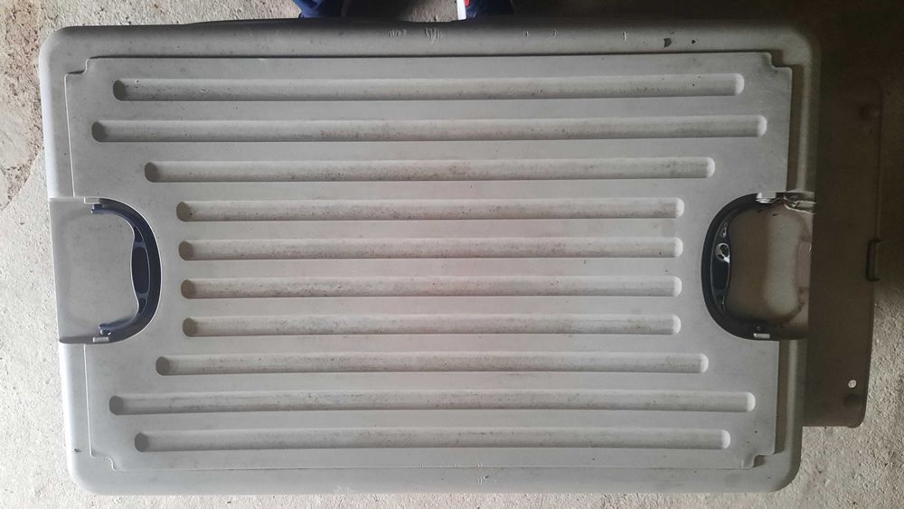 Caixa Transportadora Oficial IATA, para animais  | Ótimo Estado