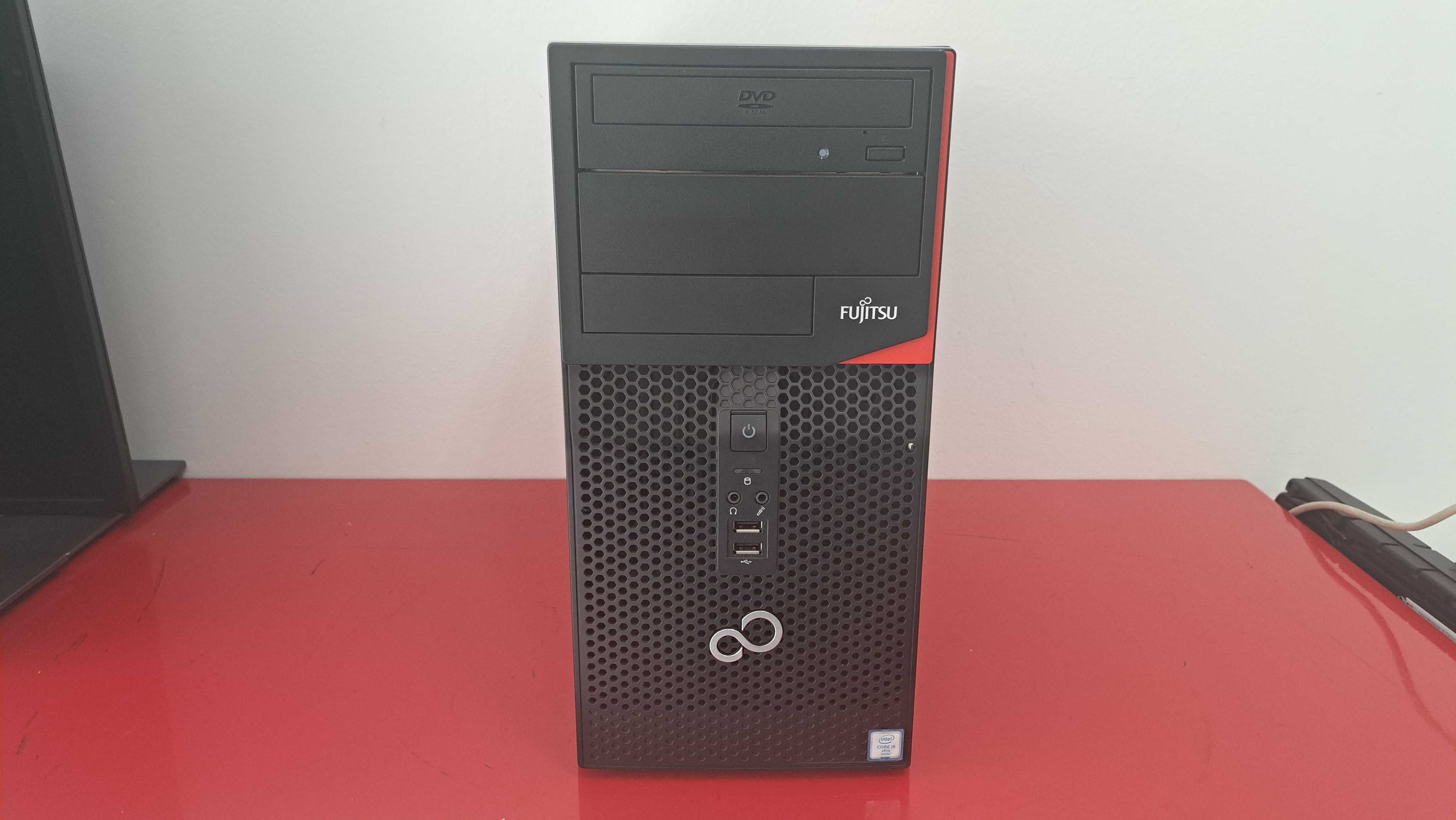 Do Domu i Biura Fujitsu Esprimo P556 i5 8GB DVD SSD Klasa A Tower