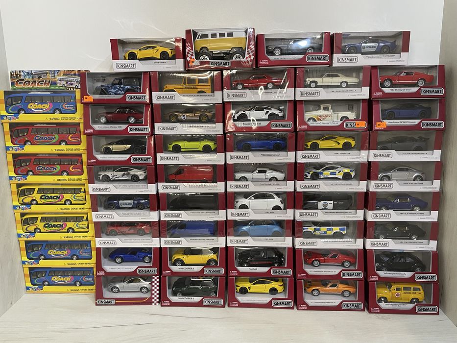 Нова kinsmart машинка іграшка авто модель дитяча колекційна дитяча