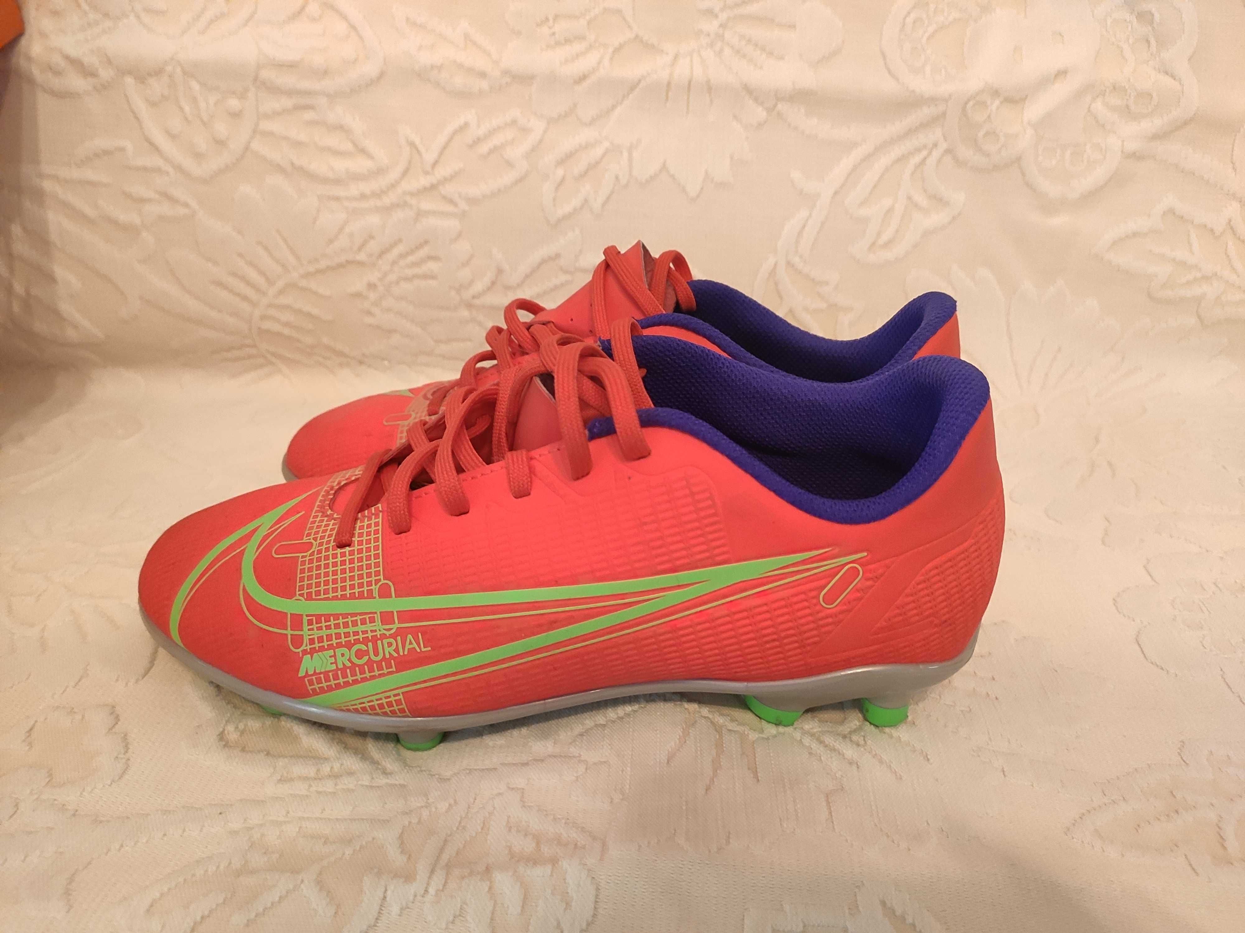 Chuteiras NIKE Mercurial 37,5