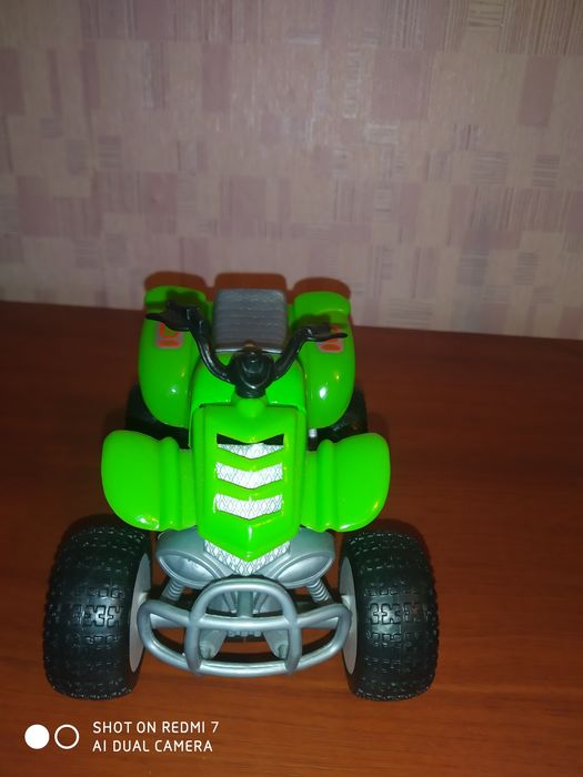 Металлический квадрацикл, музыкальный