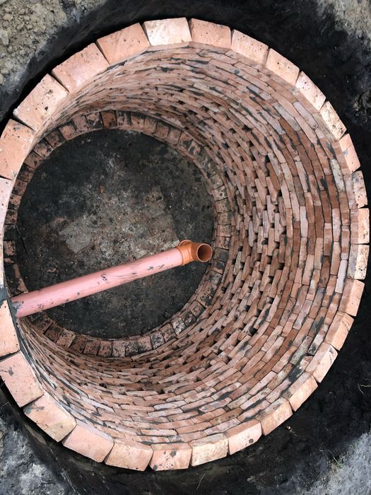 Сливная выгребная яма. Дренажный колодец с переливом. Септик. Гарантия