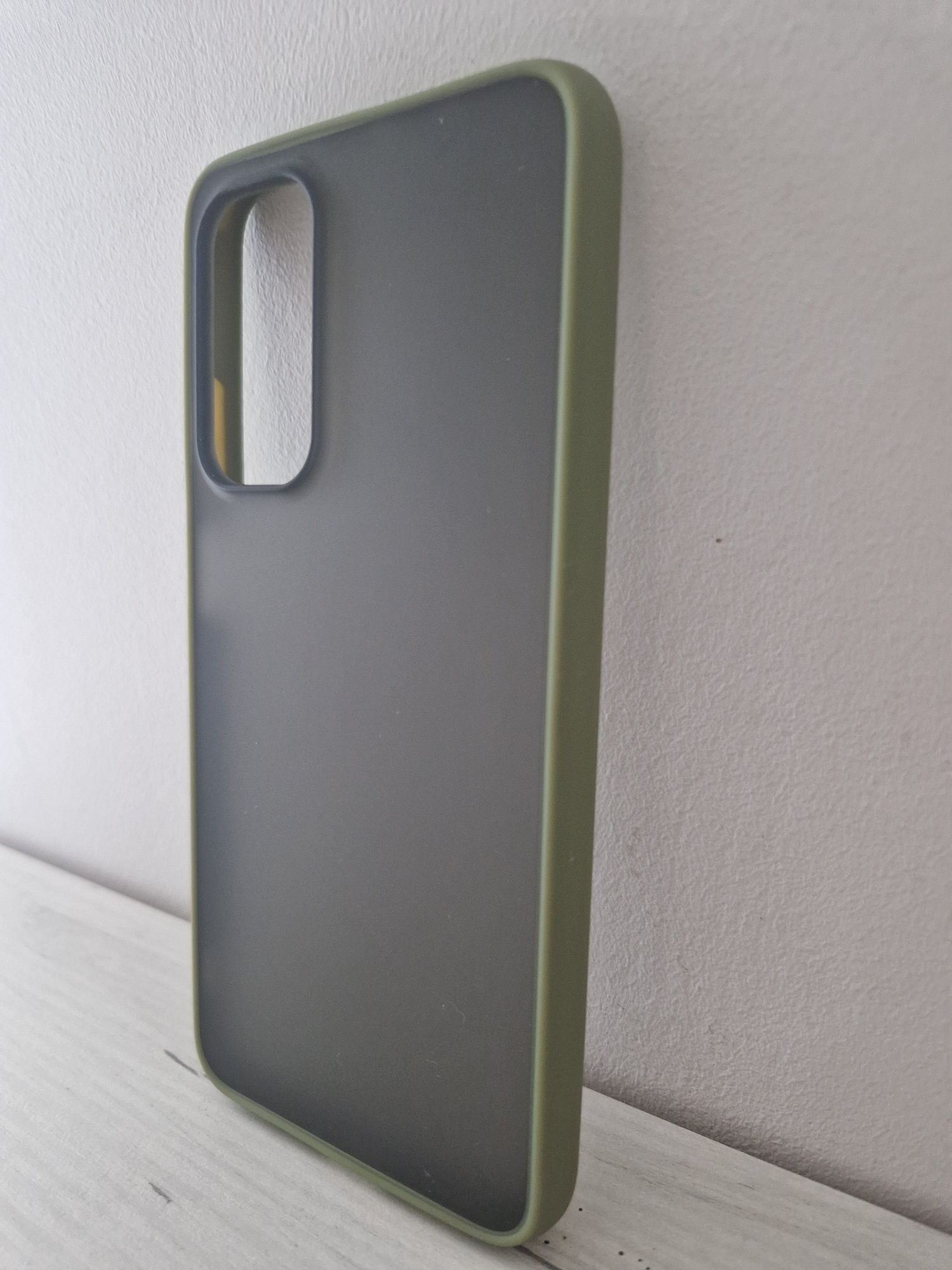 Vennus Color Button Bumper do Xiaomi Mi 10T/Mi 10T Pro 5G Oliwkowy