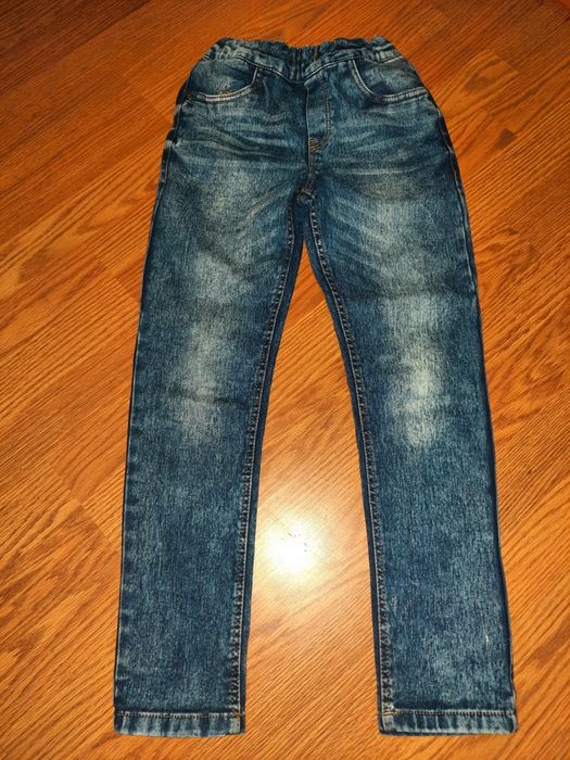 Jeansy 122/128 i 146