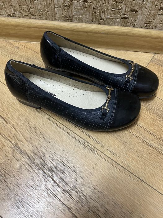 Ladysko шкіряні туфлі р 36,5-37