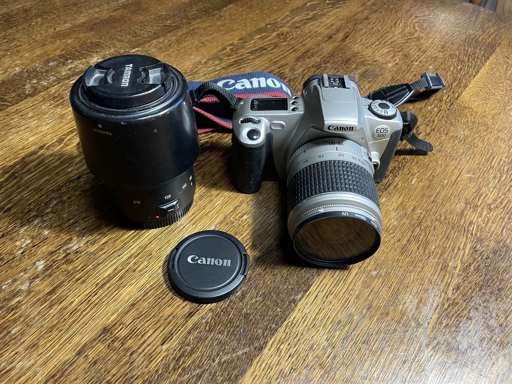 Canon EOS 300 zestaw dwa obiektywy i torba