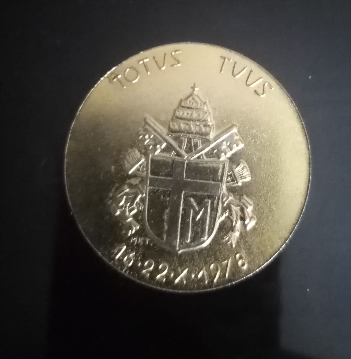 Dewocjonalia! Złocony Medal Pamiątkowy z czasów PRLu.